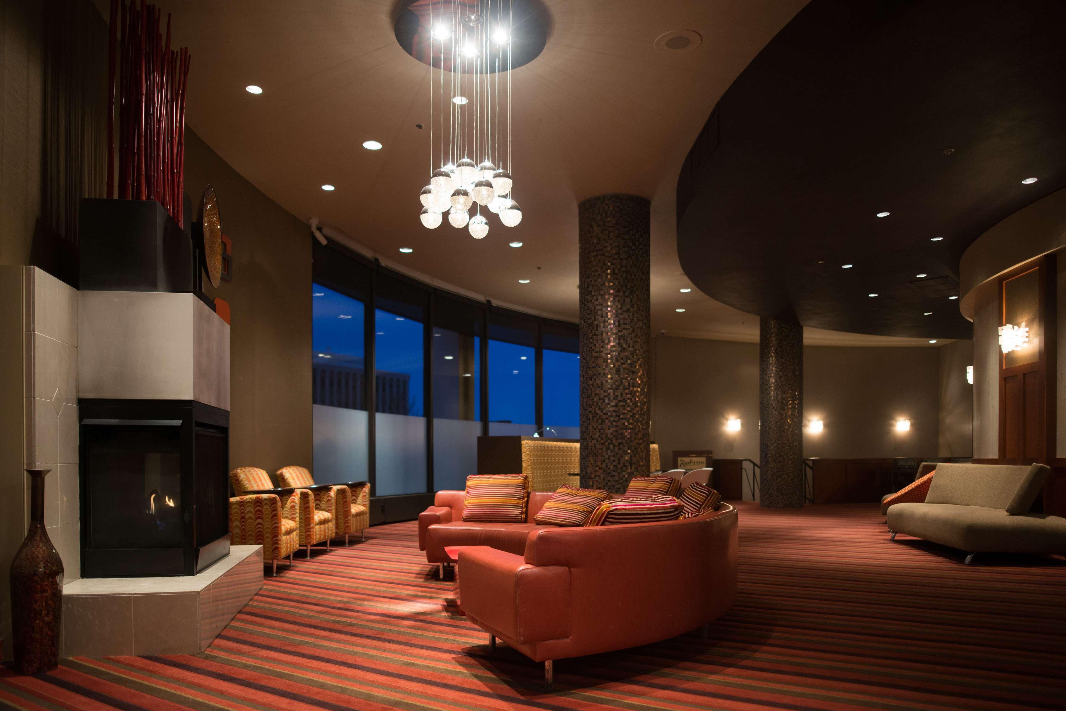 Radisson Hotel Duluth-Harborview Buitenkant foto