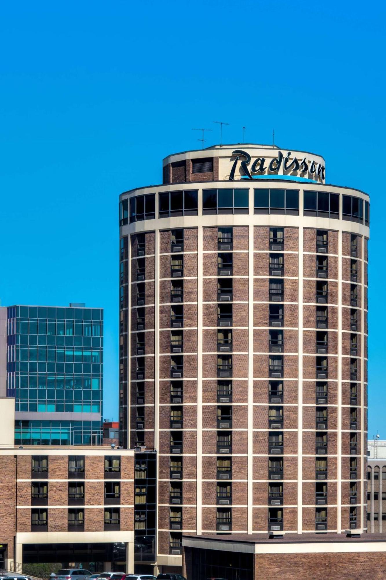 Radisson Hotel Duluth-Harborview Buitenkant foto